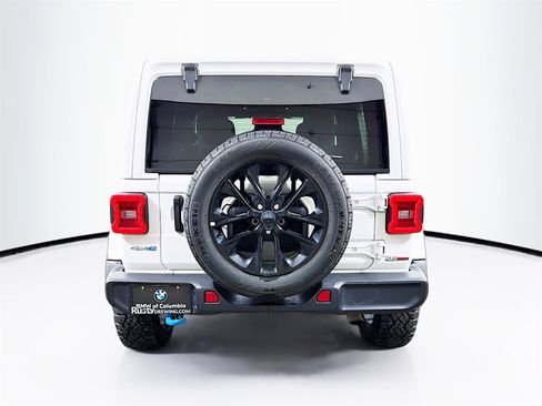 Used 2024 Jeep Wrangler Unlimited Sahara image 6