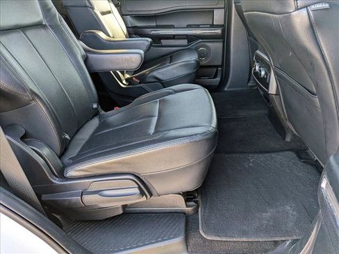 Used 2021 Ford Expedition XLT image 20