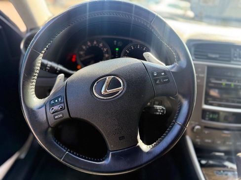 Used 2010 Lexus IS 250 image 9