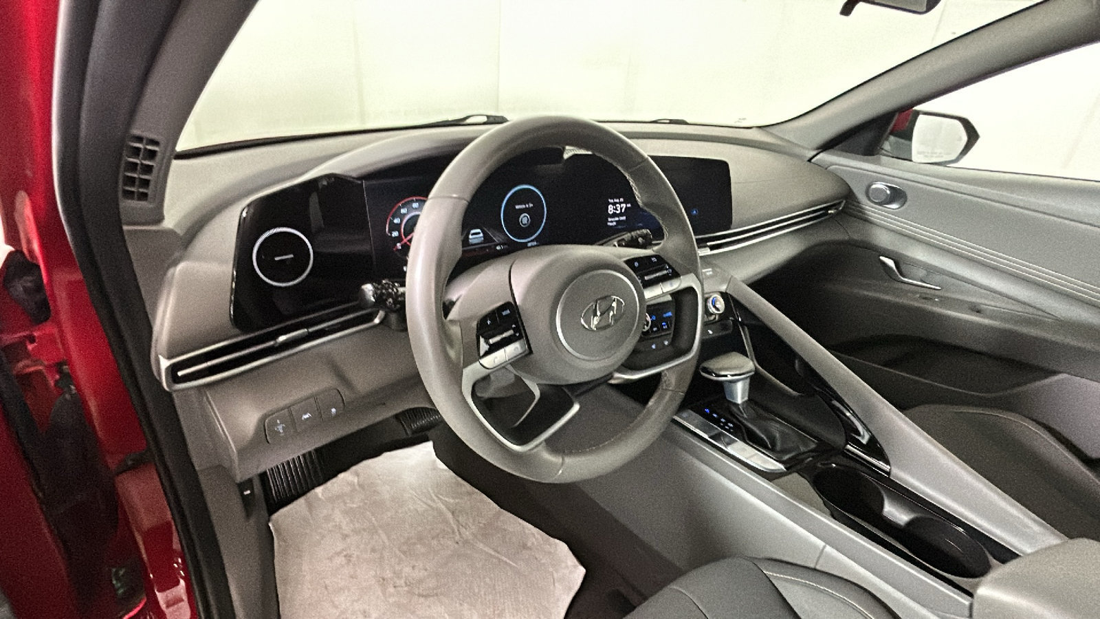 Used 2023 Hyundai Elantra SEL w/ Convenience Package FWD image 16