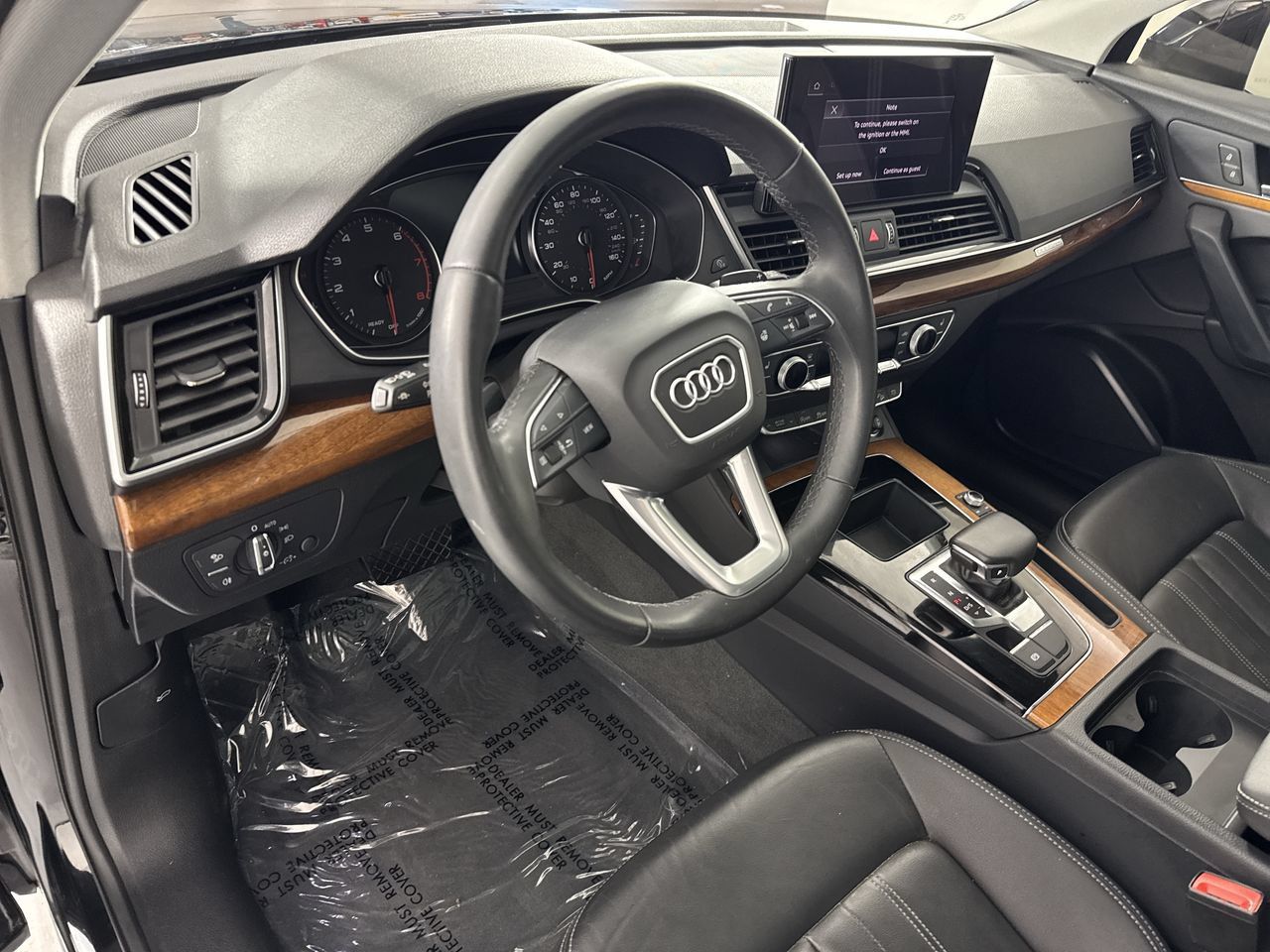 Used 2023 Audi Q5 2.0T Premium w/ Convenience Package AWD/4WD image 9
