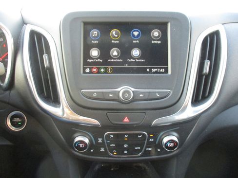 Used 2019 Chevrolet Equinox LT image 12