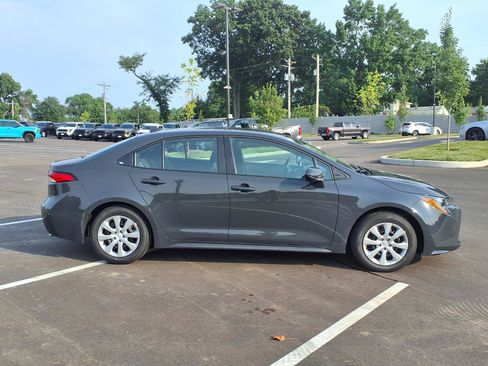 Certified 2026 Toyota Corolla LE FWD image 2