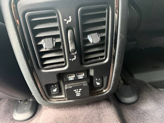 Used 2018 Dodge Durango R/T w/ Technology Group AWD/4WD image 14