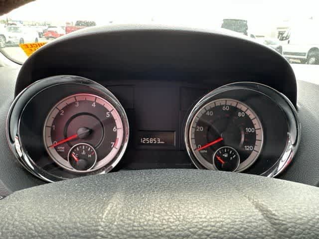 Used 2019 Dodge Grand Caravan SXT FWD image 3