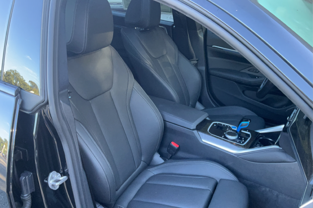 Used 2023 BMW i4 eDrive40 w/ M Sport Package RWD image 19