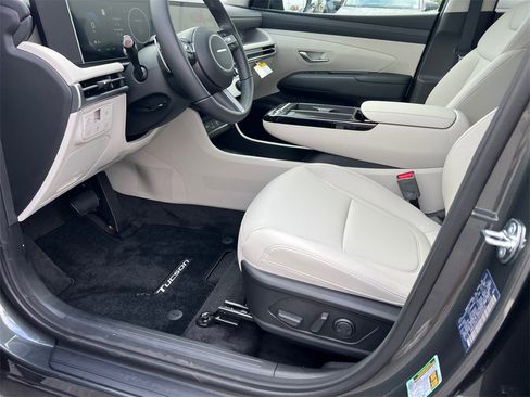 Used 2025 Hyundai Tucson SEL image 9