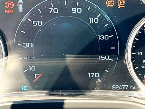 Used 2019 GMC Acadia Denali w/ Technology Package AWD/4WD image 12