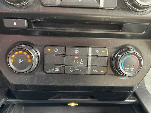 Used 2016 Ford F150 XLT w/ Equipment Group 301A Mid AWD/4WD image 15