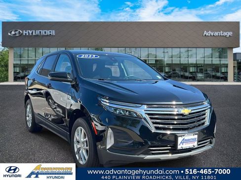 Used 2023 Chevrolet Equinox LT AWD/4WD image 1