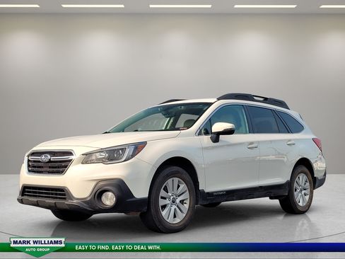 Used 2018 Subaru Outback 2.5i Premium AWD/4WD image 8