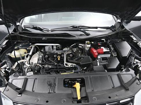 Used 2021 Nissan Rogue SV FWD image 19