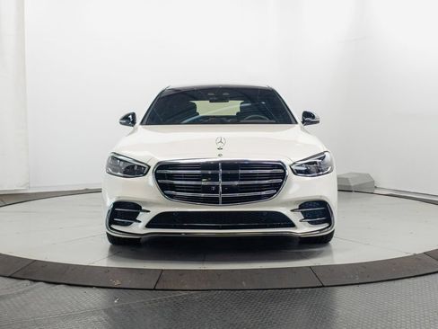 Used 2023 Mercedes-Benz S 580 4MATIC Sedan image 2