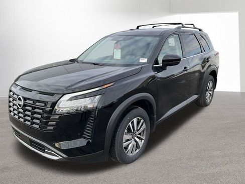 New 2026 Nissan Pathfinder SL AWD/4WD image 2