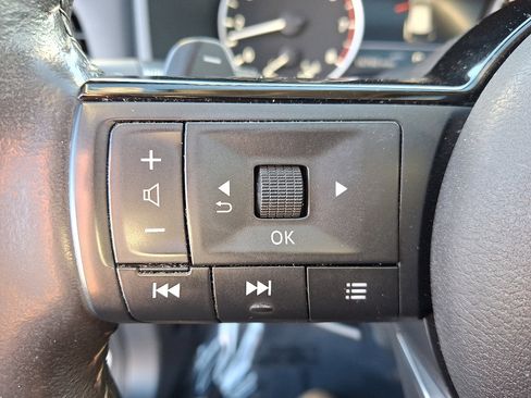 Certified 2023 Nissan Rogue SV w/ SV Premium Package image 21