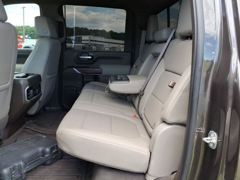 Used 2021 GMC Sierra 3500 SLT w/ Texas SLT Premium Package AWD/4WD image 9