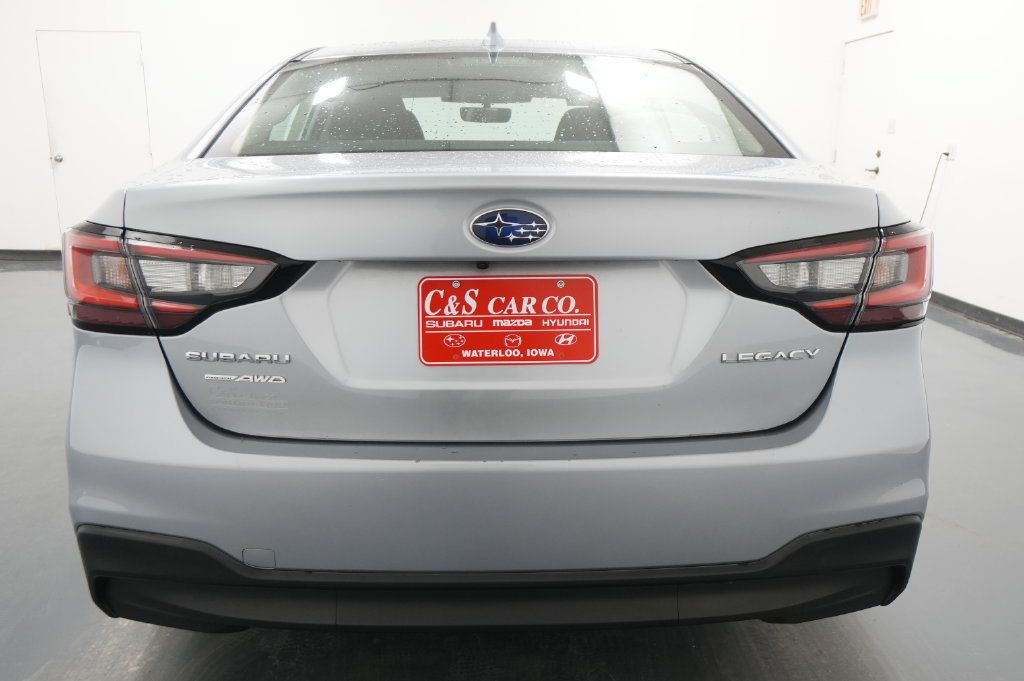Used 2024 Subaru Legacy Premium AWD/4WD image 8