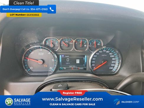 Used 2019 Chevrolet Suburban LT AWD/4WD image 12