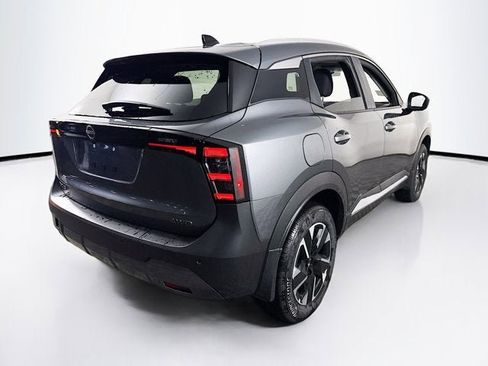 New 2026 Nissan Kicks SV w/ SV Premium Package image 5
