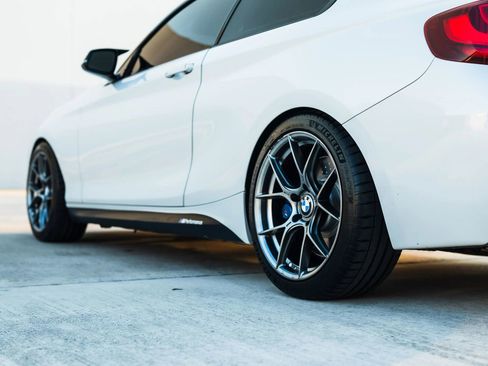 Used 2016 BMW M235i xDrive Coupe AWD/4WD image 9