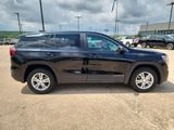 Used 2024 GMC Terrain SLE image 3