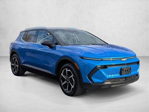 New 2026 Chevrolet Equinox EV LT image 6