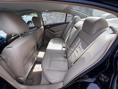 Used 2010 Nissan Altima 2.5 SL w/ SL Pkg FWD image 14