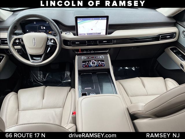Used 2024 Lincoln Aviator Reserve w/ Equipment Group 201A AWD/4WD image 24
