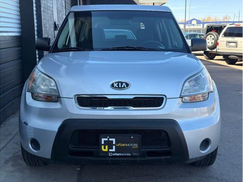 Used 2011 Kia Soul FWD image 12
