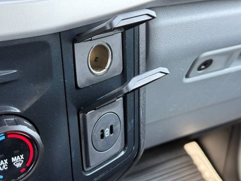 Used 2023 Ford F250 XL image 29