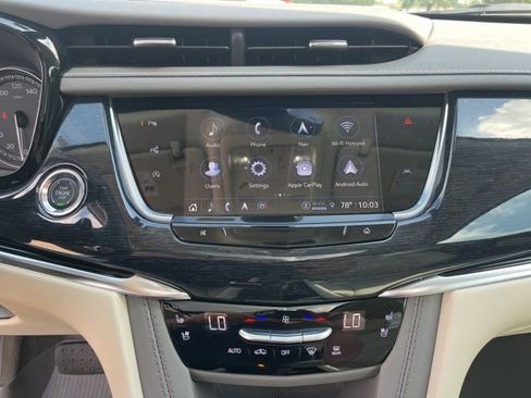 Used 2024 Cadillac XT6 Premium Luxury w/ Technology Package FWD image 24