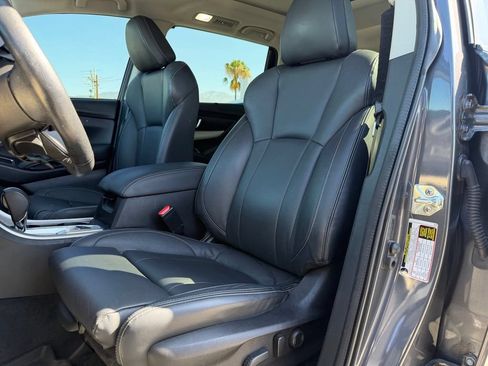 Used 2020 Subaru Ascent Limited w/ Technology Package AWD/4WD image 4