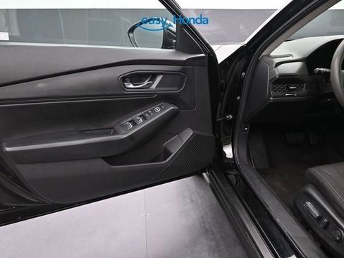Used 2023 Honda Accord EX image 17
