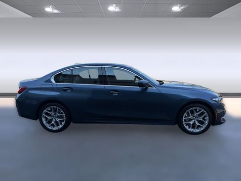 Used 2025 BMW 330i xDrive Sedan AWD/4WD image 8