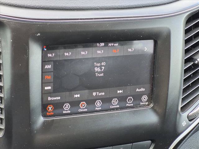 Used 2021 Jeep Cherokee Latitude Plus FWD image 13
