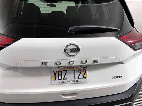 Used 2021 Nissan Rogue S AWD/4WD image 7