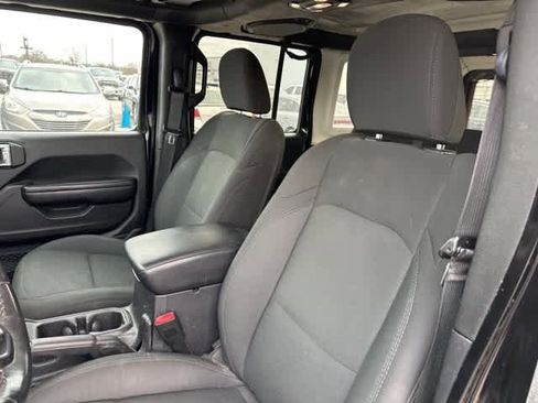Used 2020 Jeep Wrangler Unlimited Sport S image 4