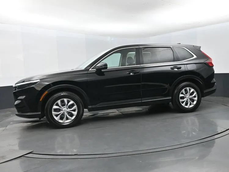 Used 2025 Honda CR-V LX image 5