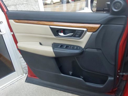 Used 2017 Honda CR-V Touring image 24
