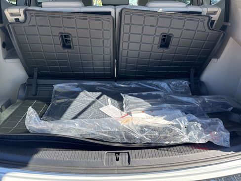 New 2026 Volkswagen Atlas SE image 21