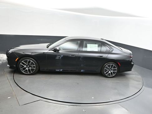 New 2026 BMW 740i xDrive 740i xDrive w/ Executive Package image 15