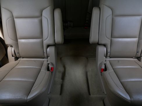 Used 2016 Chevrolet Suburban LTZ AWD/4WD image 13