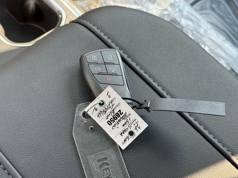 New 2026 GMC Sierra 1500 Elevation w/ Preferred Package image 34