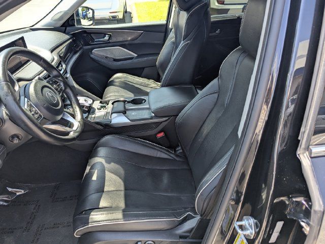 Used 2023 Acura MDX w/ Advance Package AWD/4WD image 11