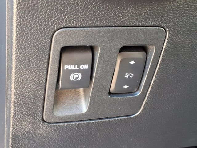 Used 2019 Ford F150 Platinum w/ Equipment Group 701A Luxury AWD/4WD image 25