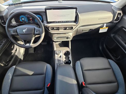 New 2025 Ford Bronco Sport Outer Banks image 8