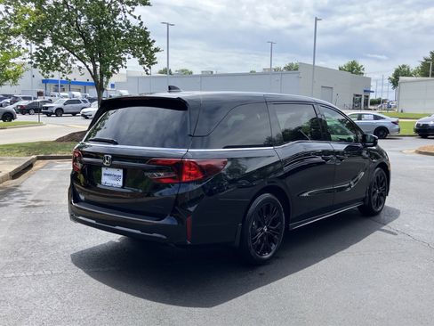 Certified 2026 Honda Odyssey Sport-L image 10