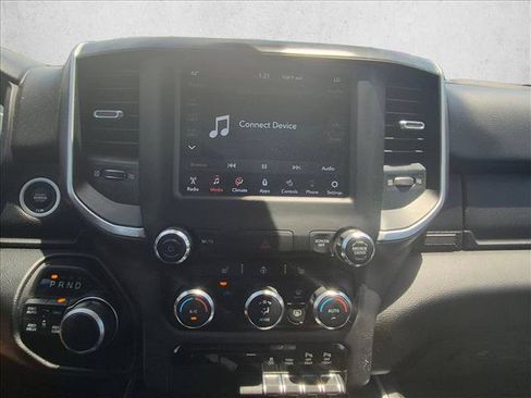 Used 2020 RAM 1500 Big Horn AWD/4WD image 10