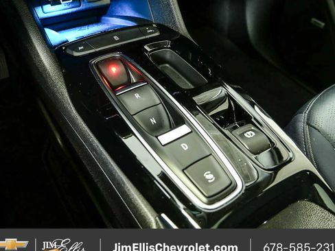 Certified 2022 Chevrolet Bolt EUV Premier w/ Launch Edition image 18