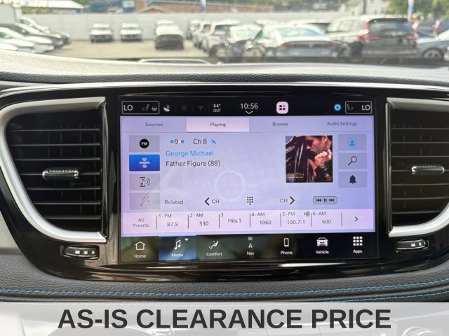 Used 2021 Chrysler Pacifica Touring-L FWD image 34